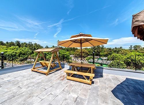 Dongbackdongsan Pension Jeju Exterior foto